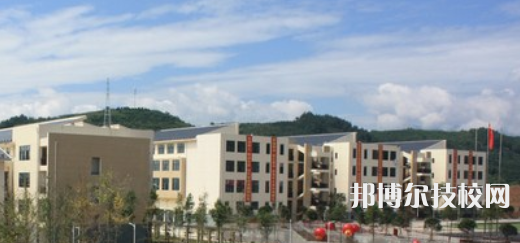北川羌族自治七一職業(yè)中學(xué)2022年學(xué)費、收費多少