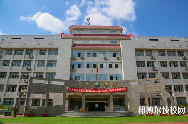陜西科貿(mào)技工學(xué)校2022報(bào)名條件、招生要求、招生對象