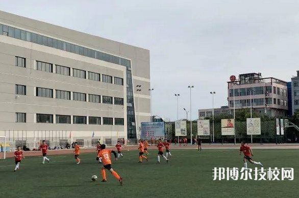 唐山體育運(yùn)動(dòng)學(xué)校2022年招生辦聯(lián)系電話