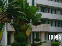 四川長虹職業(yè)技術(shù)學(xué)校2023年招生辦聯(lián)系電話