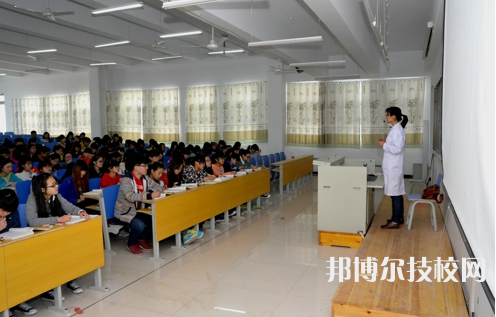 石家莊廉州醫(yī)學(xué)中等專業(yè)學(xué)校怎么樣、好不好