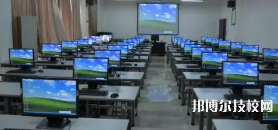 成都希望職業(yè)學(xué)校地址在哪里