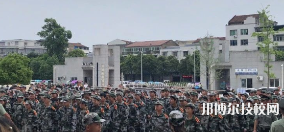 梓潼七一高級(jí)職業(yè)中學(xué)校網(wǎng)站網(wǎng)址
