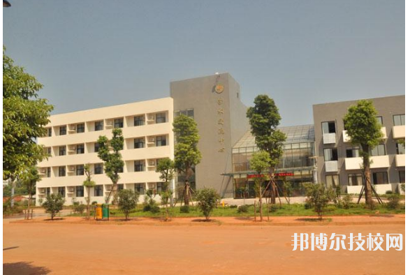 洛川縣職業(yè)中等專業(yè)學(xué)校2023年地址在哪里