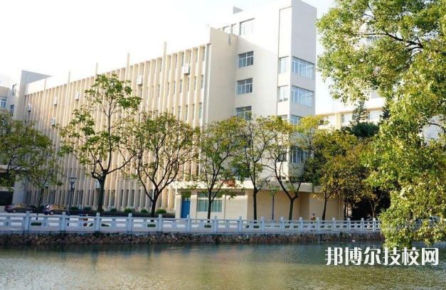 洛川縣職業(yè)中等專業(yè)學(xué)校2023年條件、招生要求、招生對(duì)象