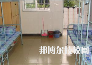 江陰商業(yè)中等專業(yè)學(xué)校2022年宿舍條件