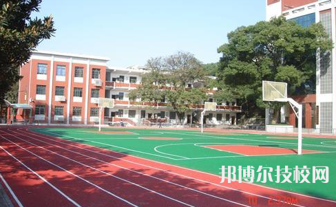 石家莊博藝美術(shù)中等專業(yè)學校2022年招生辦聯(lián)系電話
