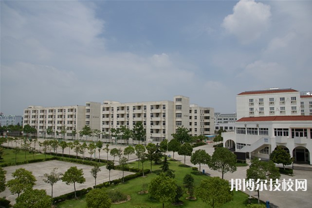 柳州工業(yè)職業(yè)技術(shù)學(xué)校2023年怎么樣、好不好