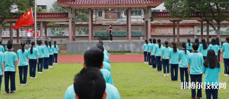 廣東連州衛(wèi)生學(xué)校2022年報名條件、招生要求、招生對象