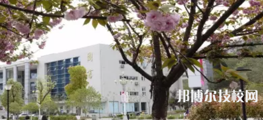 綿陽職業(yè)技術(shù)學(xué)院中專部2022年招生辦聯(lián)系電話