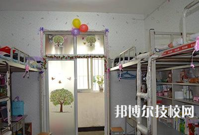 江蘇漣水中等專業(yè)學(xué)校2022年宿舍條件