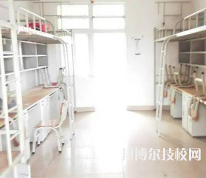 酒泉藝術(shù)職業(yè)高級(jí)中學(xué)2022年宿舍條件