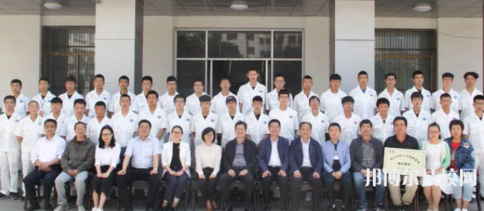 西峰職業(yè)中等專業(yè)學校2022年招生辦聯(lián)系電話