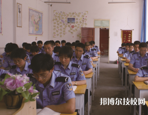 蘭州華中司法職業(yè)學校怎么樣、好不好