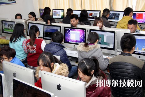  江蘇傳媒學(xué)校2022年報(bào)名條件、招生要求、招生對象