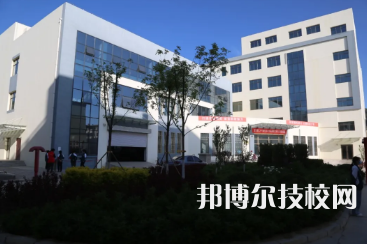 定西理工中等專業(yè)學(xué)校地址在哪里
