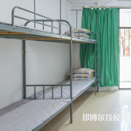 敦煌藝術(shù)旅游中等專業(yè)學校2022年宿舍條件 