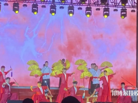 平?jīng)鲠轻嘉奈鋵W(xué)校怎么樣、好不好