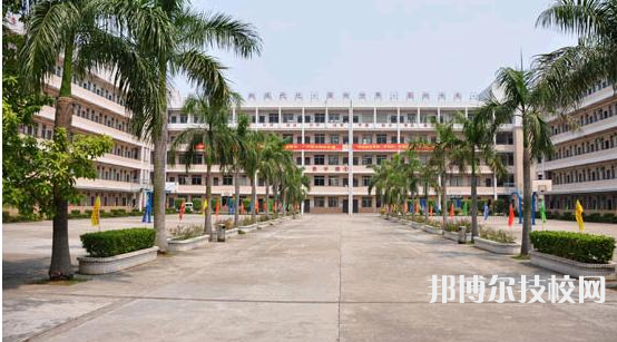 四川廣元第一職業(yè)技術學校2022年報名條件、招生要求、招生對象