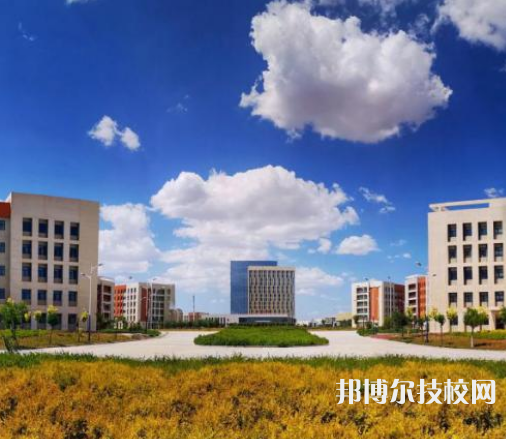 蘭州旅游職業(yè)學(xué)校2022年招生辦聯(lián)系電話