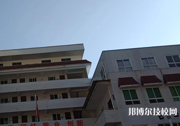 嵐皋縣中等職業(yè)技術(shù)學(xué)校地址在哪里