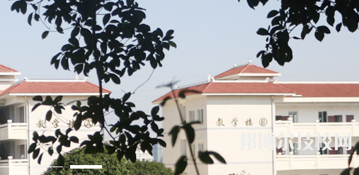 四川綿陽職業(yè)技術學校網(wǎng)站網(wǎng)址