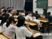 眉山華西航空旅游學(xué)校2022年學(xué)費(fèi)、收費(fèi)多少