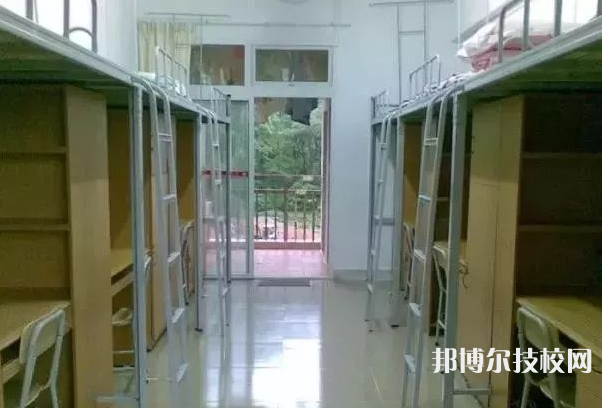 眉山華西航空旅游學(xué)校2022年宿舍條件