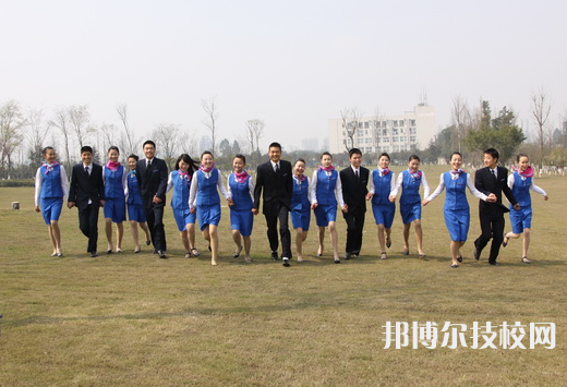 眉山華西航空旅游學(xué)校2022年報(bào)名條件、招生要求、招生對(duì)象