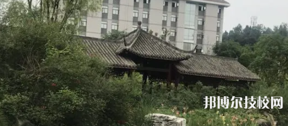 綿陽工程技術(shù)學校2022年招生辦聯(lián)系電話