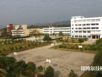 秦皇島崇德中等職業(yè)學校2023年招生辦聯(lián)系電話