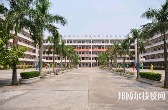 重慶東亞技工學校網(wǎng)站網(wǎng)址