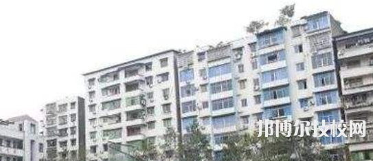 鄰水合流職業(yè)技術(shù)學(xué)校2022年宿舍條件