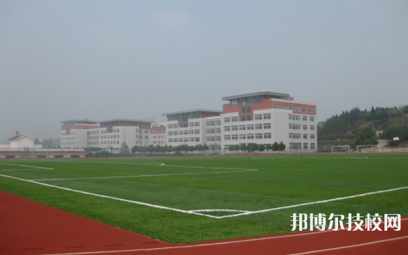 唐山開平區(qū)綜合職業(yè)技術學校2022年招生辦聯(lián)系電話
