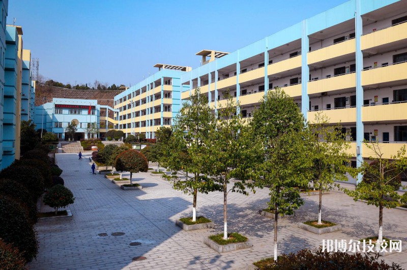 玉林華港中等職業(yè)技術(shù)學(xué)校2023年招生簡章