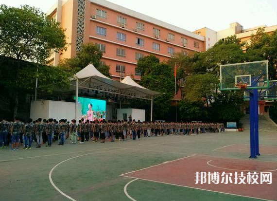  重慶建材技工學(xué)校2022年招生辦聯(lián)系電話