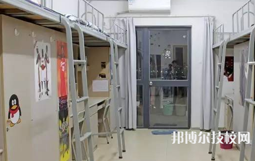 宜賓柳嘉職業(yè)中學(xué)2022年宿舍條件