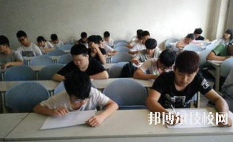 四川宜賓職業(yè)技術(shù)學校2022年有哪些專業(yè)