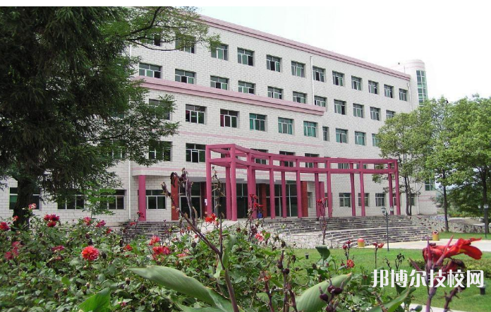 榆林恒創(chuàng)高新技能學(xué)校2023年招生辦聯(lián)系電話