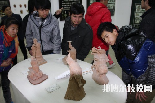  陜西自強中等專業(yè)學(xué)校2023報名條件、招生要求、招生對象