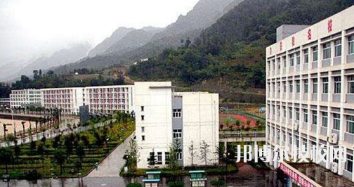 橫山區(qū)職教中心2023年招生辦聯(lián)系電話
