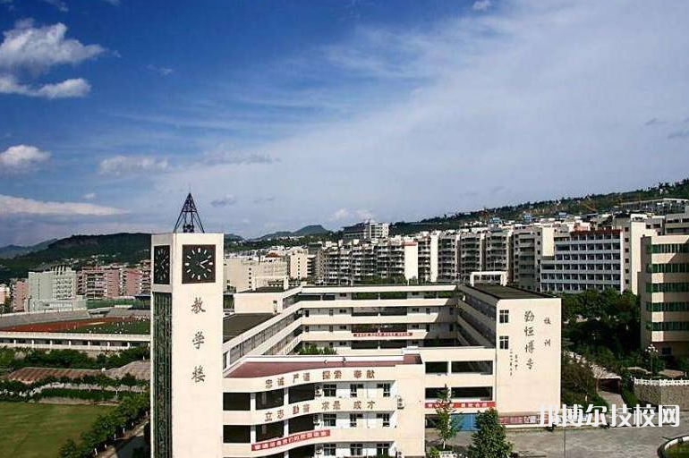 重慶現(xiàn)代技工學(xué)校2022年報(bào)名條件、招生要求、招生對象