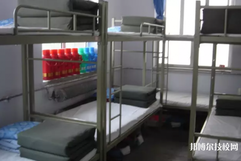 張家口名人新能源中等職業(yè)學(xué)校2022年宿舍條件