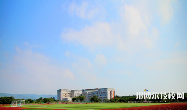 重慶工貿(mào)高級(jí)技工學(xué)校2022年報(bào)名條件、招生要求、招生對(duì)象