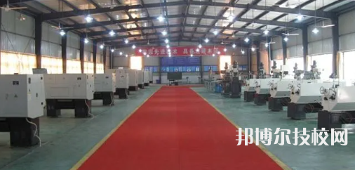 岳池職業(yè)技術(shù)學(xué)校2022年報(bào)名條件、招生要求、招生對(duì)象