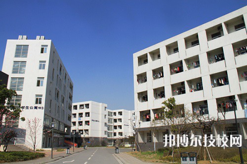 蘇州技師學(xué)院2022年學(xué)費、收費多少