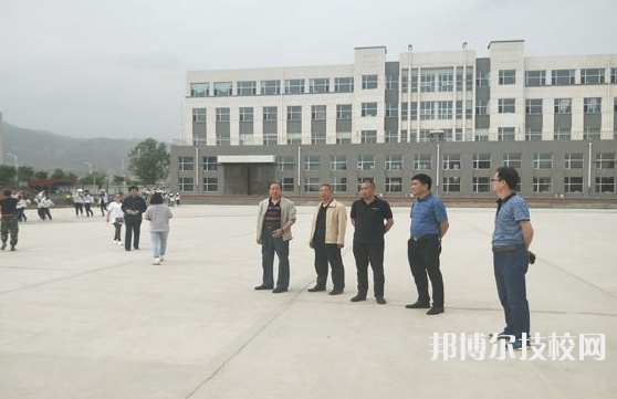 涿鹿職教中心2022年招生辦聯(lián)系電話