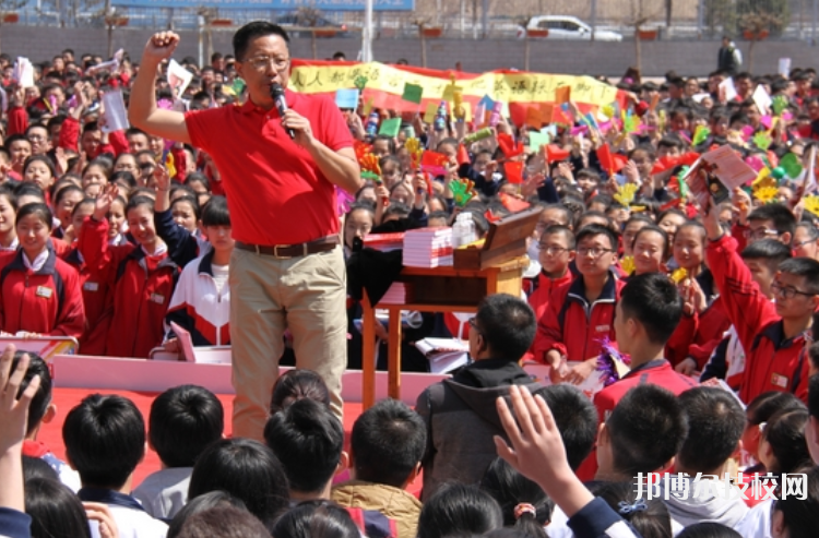 張家口職教中心2022年招生辦聯(lián)系電話