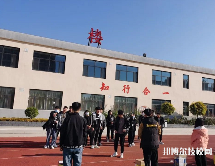 衡水鐵路電氣化學(xué)校2022年學(xué)費(fèi)、收費(fèi)多少