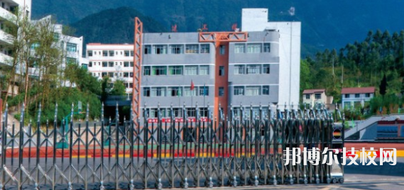 四川華鎣職業(yè)技術(shù)學(xué)校2022年招生簡(jiǎn)章